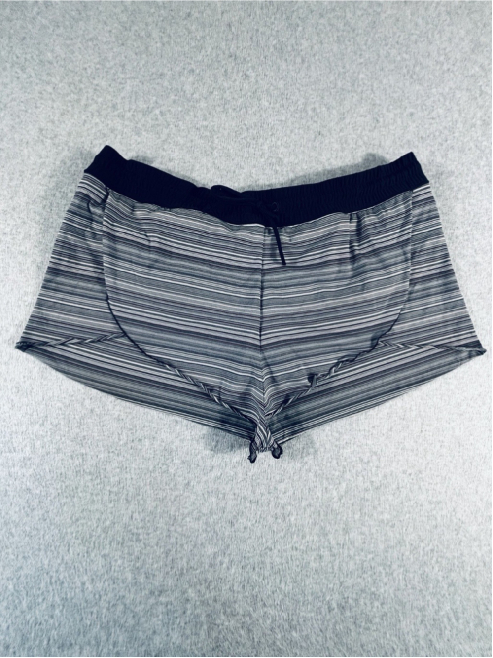 Athleta Womens XL Striped Running Shorts Lined Drawstring Athletic Black